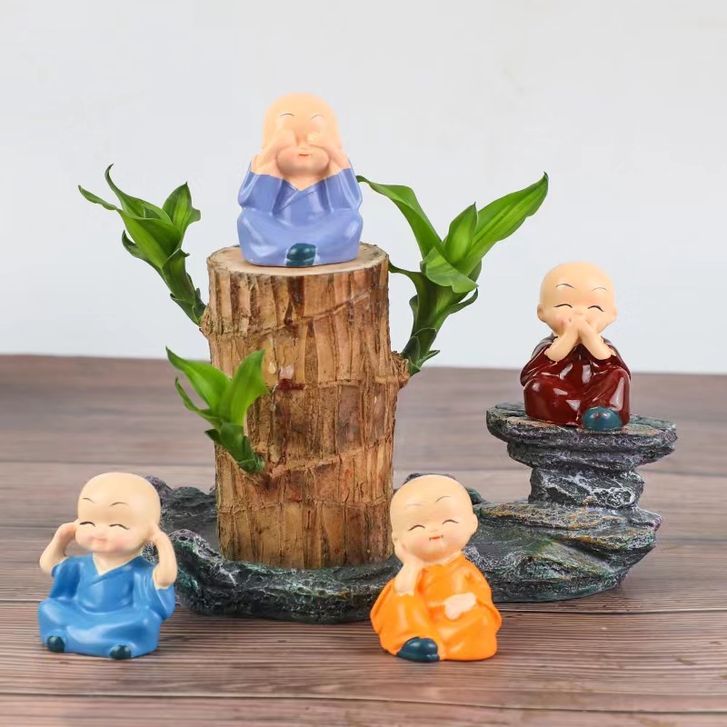 Brazilian Wood Plant Set,Mini Brazil Wood for Home Office Desktop Indoor Greenery Purify The Air, with Plastic Tray，Natural Fortune-Bringing Ornaments Suitable for Office Desks, Desks, and Bedrooms（Randomly assorted styles）